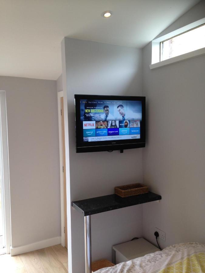 Ensuite Garden Room Inverness Exterior photo